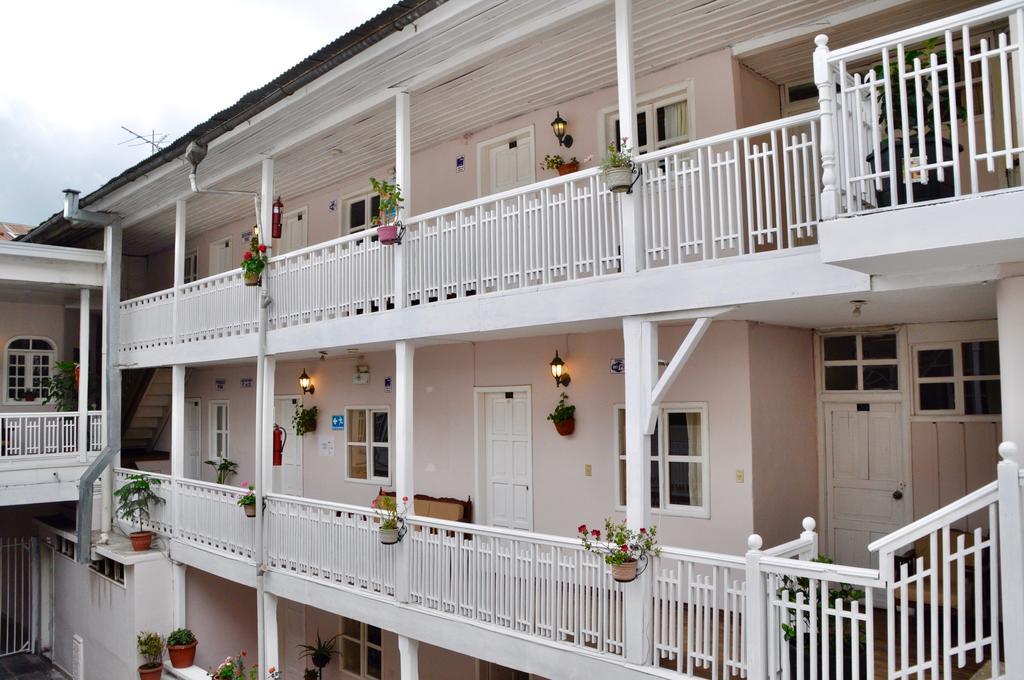 Hotel Europa Alausí Kültér fotó